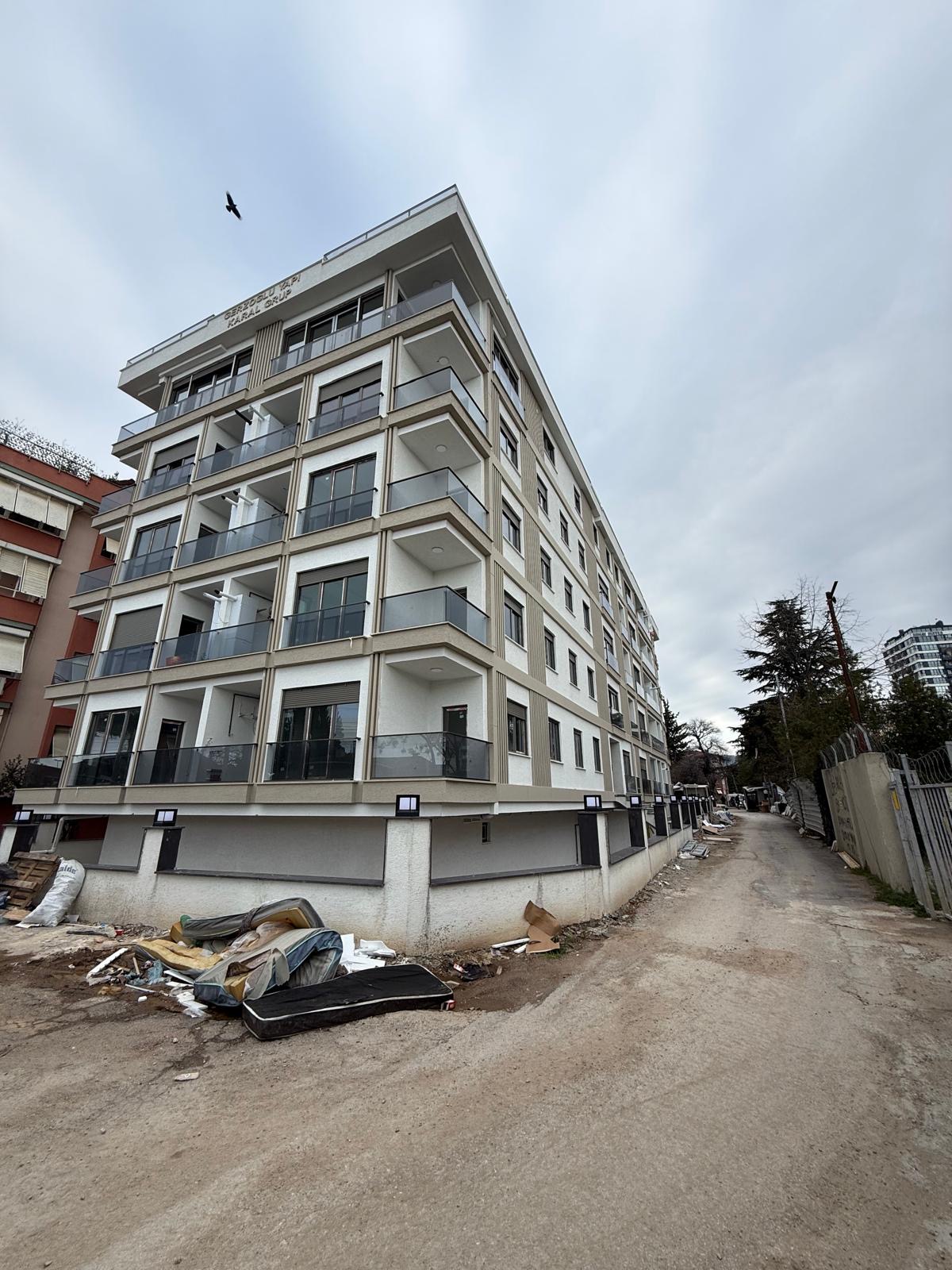 MALTEPE İDEALTEPE ANNELER SOKAK